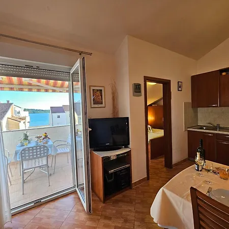 Apartment Anne Srima