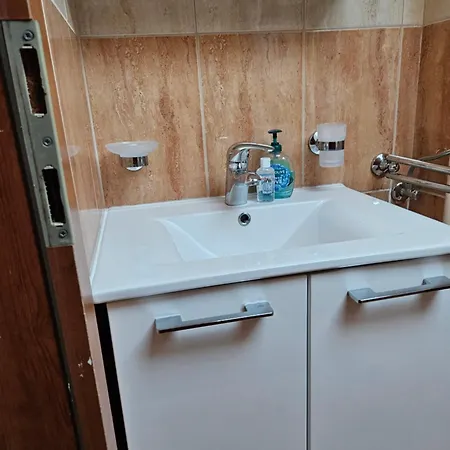 Anne Appartement Srima